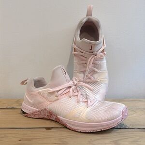 Nike Metcon Flyknit Echo Pink Trainers Lifting Shoes Sz 11 W